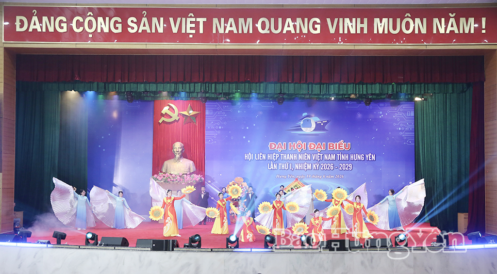 Chương trình nghệ thuật chào mừng Đại hội.