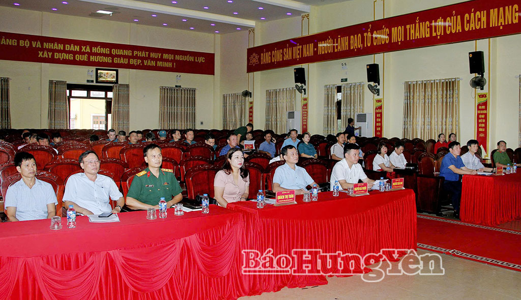 Các đại biểu dự hội nghị.