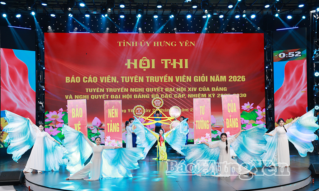 Phần thi của thí sinh Vũ Thị Linh, Đảng bộ xã Quang Hưng.