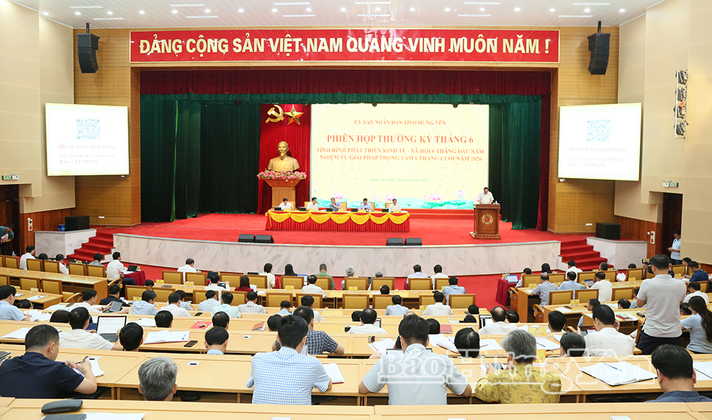Quang cảnh phiên họp.