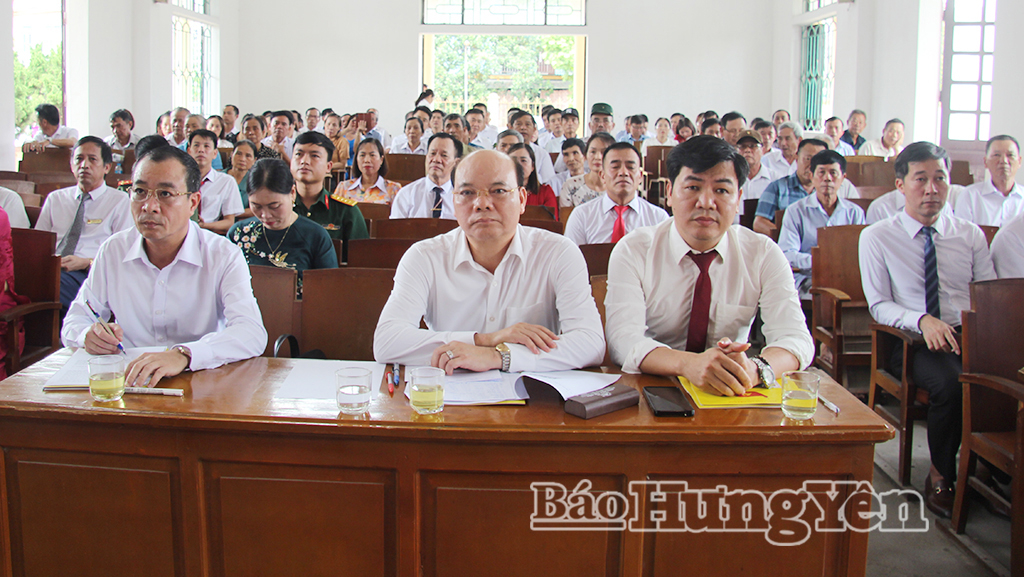 Các đại biểu  dự hội nghị.