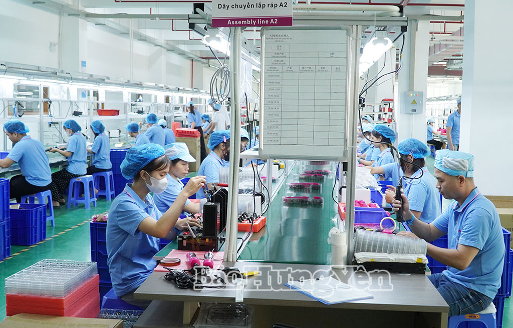 Dây chuyền sản xuất công nghệ cao của Công ty TNHH LadyMerry Việt Nam, Khu công nghiệp số 5, xã Xuân Trúc.