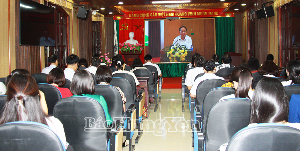 Quang cảnh hội nghị tại điểm cầu tỉnh Hưng Yên.