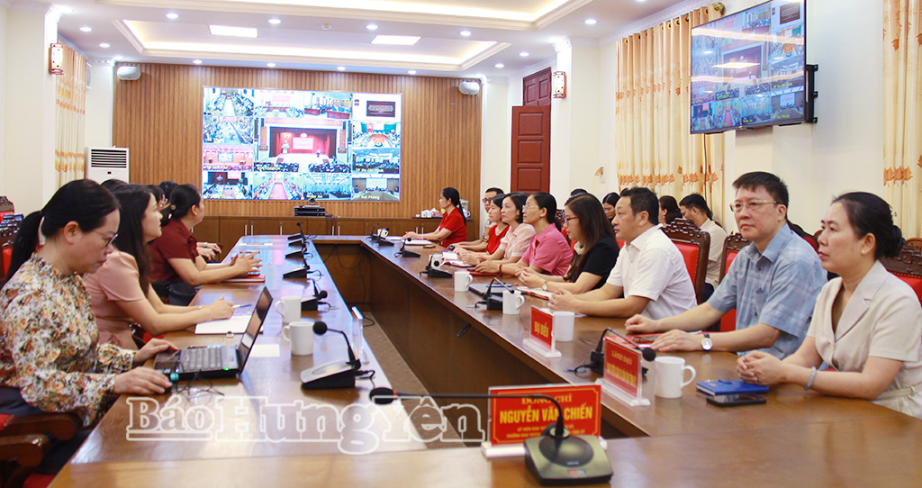 Quang cảnh hội nghị tại điểm cầu tỉnh Hưng Yên.