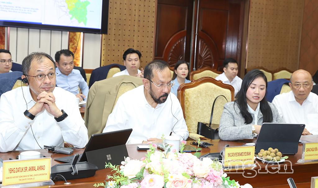 Đại diện các doanh nghiệp tại buổi làm việc.
