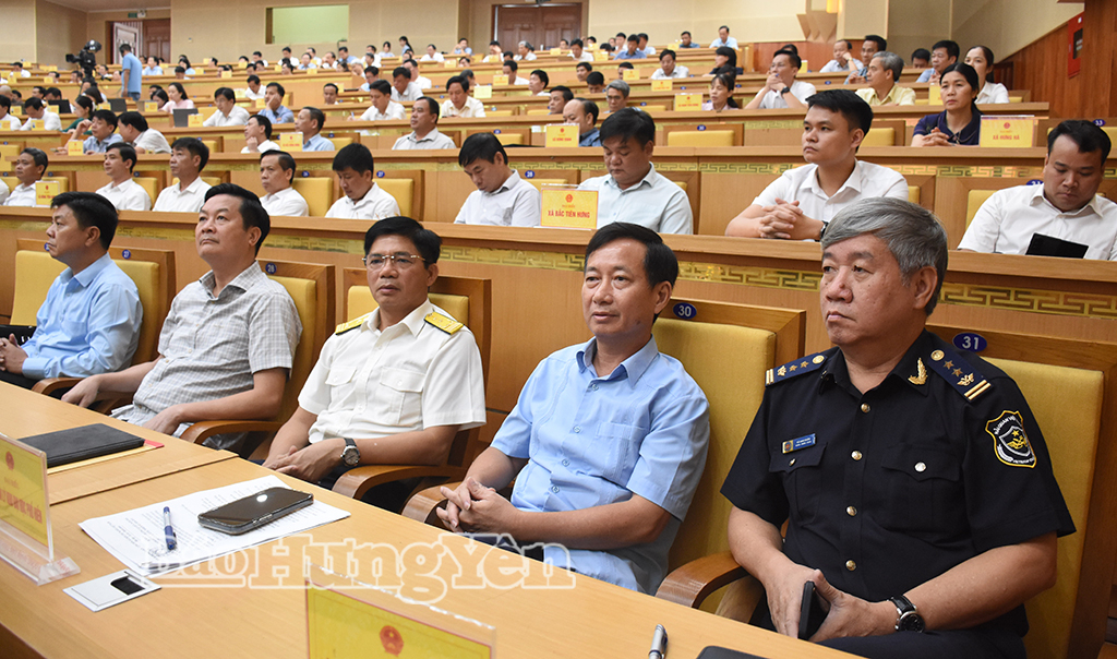 Các đại biểu dự Kỳ họp.