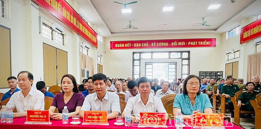 Đại biểu dự hội nghị.