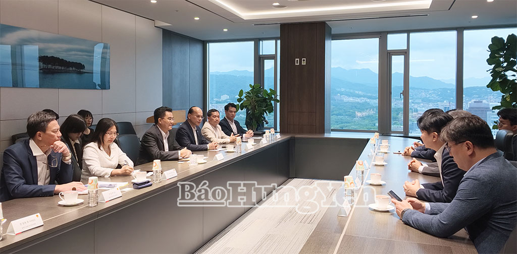 Đồng chí Phó Chủ tịch UBND tỉnh Lê Quang Hòa cùng đoàn công tác của tỉnh làm việc với Tập đoàn Daewoo E&C.