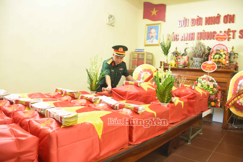 Nhà quàn của Đội tìm kiếm, quy tập hài cốt liệt sĩ, Bộ Chỉ huy Quân sự tỉnh Tuyên Quang hiện thờ cúng 16 hài cốt liệt sĩ và 4 mộ tập thể.