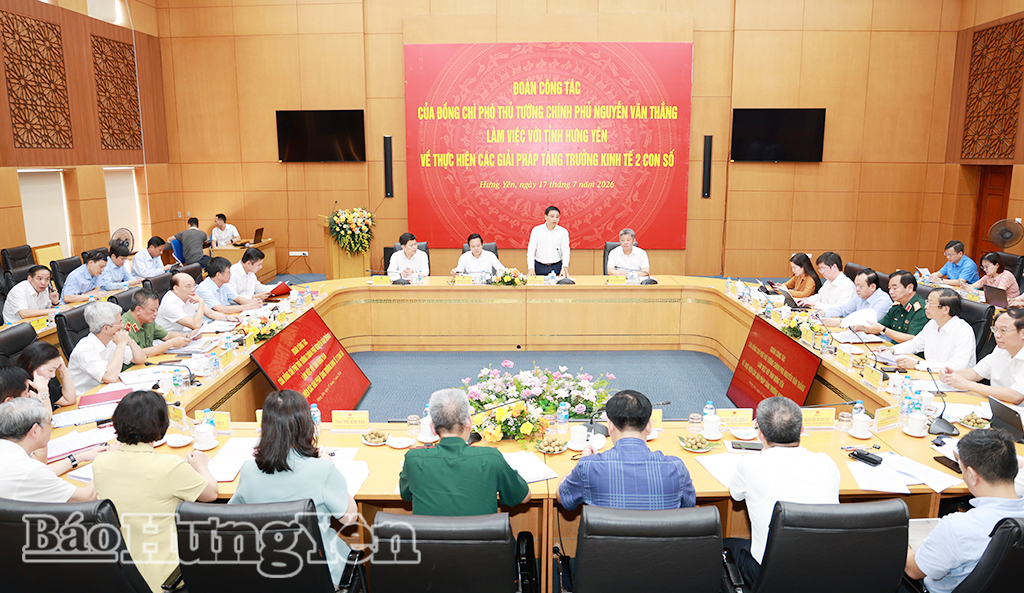 Quang cảnh buổi làm việc.