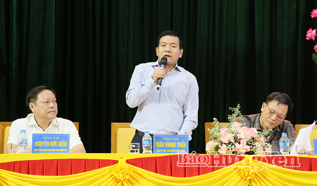 Lãnh đạo Sở Xây dựng phát biểu tại hội nghị.