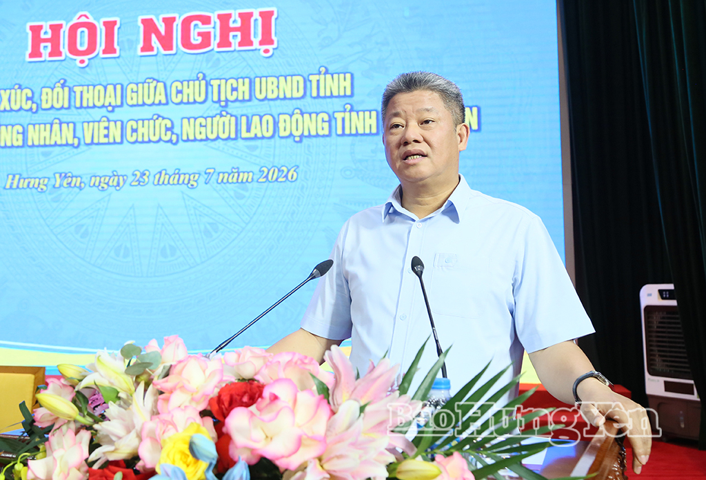 Đồng chí Nguyễn Mạnh Quyền, Phó Bí thư Tỉnh ủy, Chủ tịch UBND tỉnh phát biểu tại hội nghị.