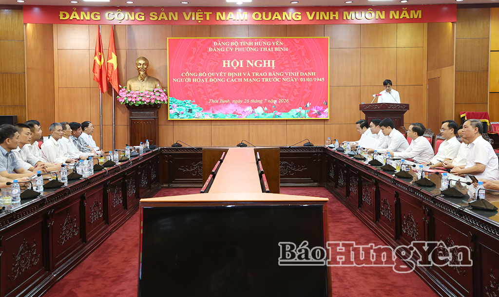 Các đại biểu dự hội nghị.