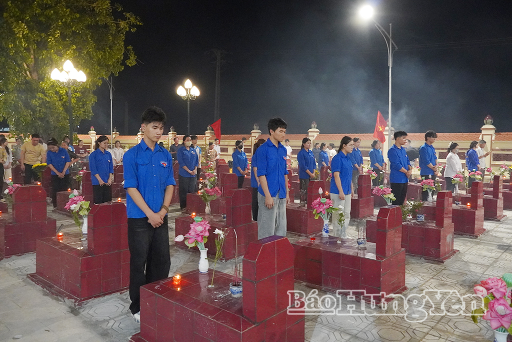 Không khí trang nghiêm tại Nghĩa trang liệt sĩ Thái Thượng (xã Thái Ninh).