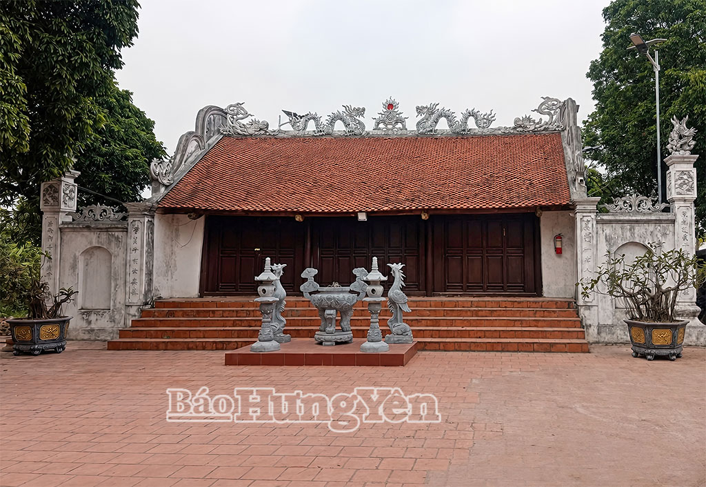 Miếu Mái, thôn Dưỡng Phú, xã Lương Bằng, tỉnh Hưng Yên.