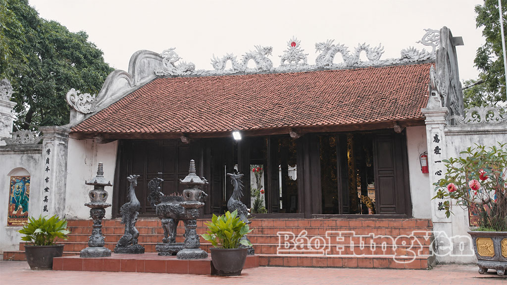 Miếu Mái, thôn Dưỡng Phú, xã Lương Bằng, tỉnh Hưng Yên.
