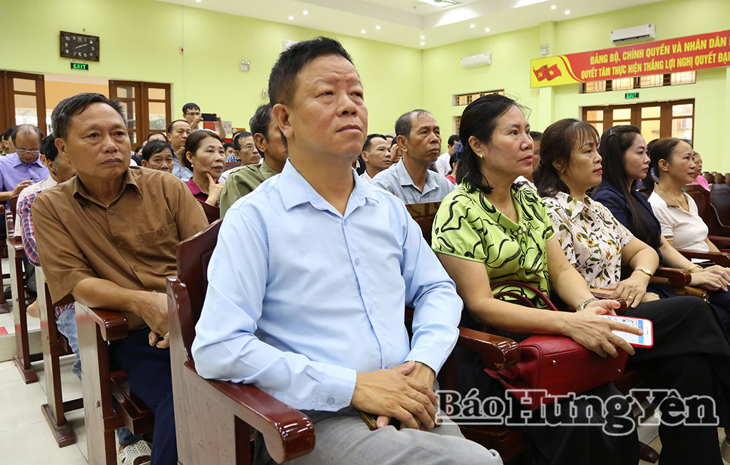 Các đại biểu dự hội nghị tại điểm cầu phường Trần Lãm. Ảnh: Trịnh Cường