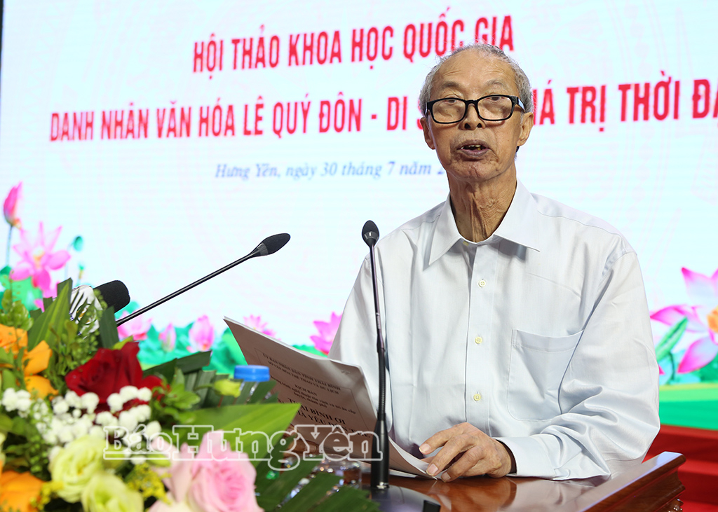 Nhà nghiên cứu Nguyễn Thanh, Nguyên Giám đốc Sở Văn hóa, Thông tin tỉnh Thái Bình trình bày tham luận tại Hội thảo.