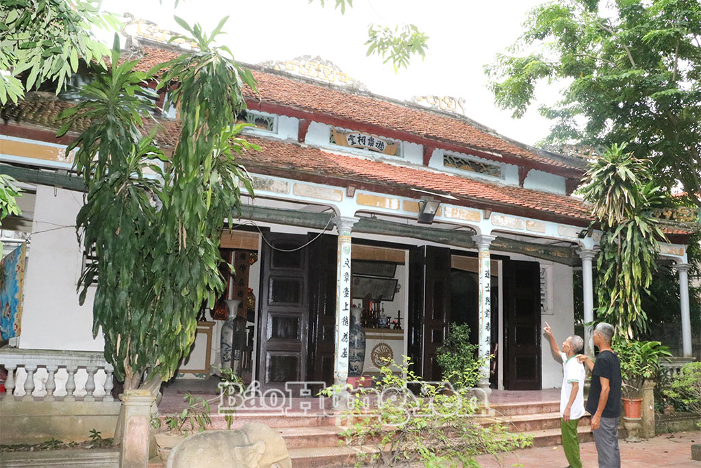 Nhà thờ Tiến sĩ Lê Hữu Kiều ở thôn Liêu Xá, xã Nguyễn Văn Linh.