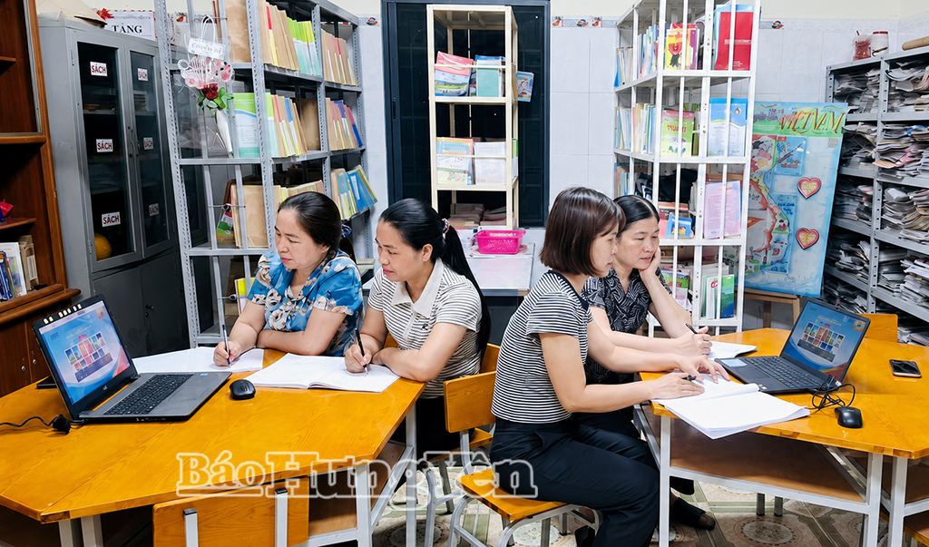 Sẵn sàng giảng dạy bộ sách giáo khoa thống nhất toàn quốc  