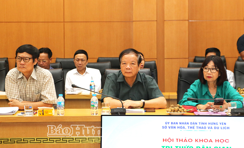 Các đại biểu dự hội thảo.
