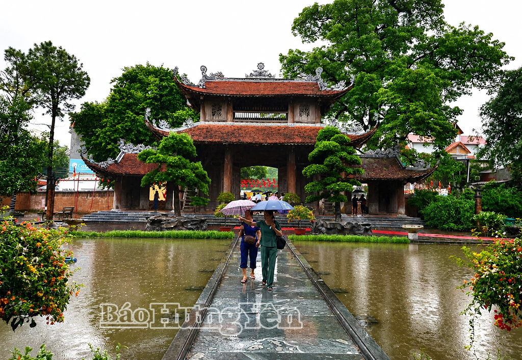 Quang cảnh chùa Nôm.