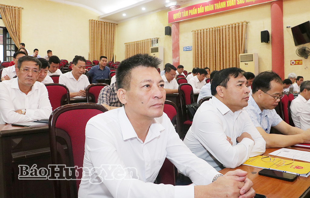Các học viên dự lễ khai giảng.