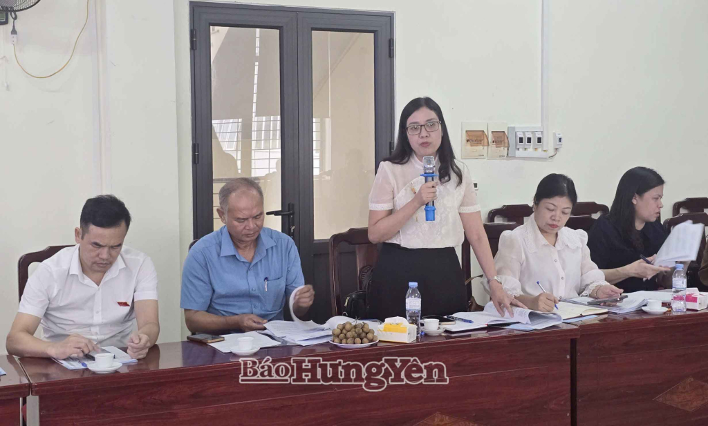 Lãnh đạo Bảo hiểm xã hội tỉnh làm rõ một số nội dung đoàn giám sát quan tâm.