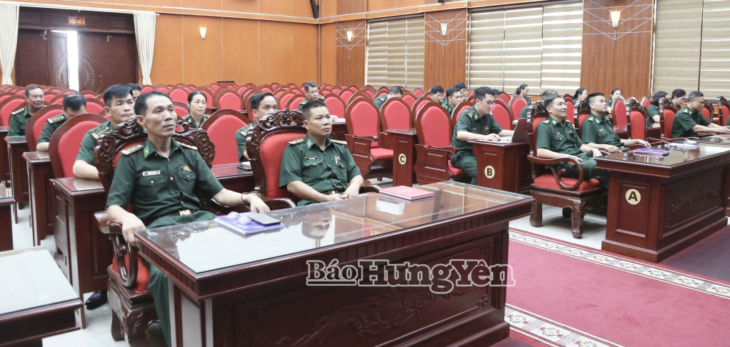 Các đại biểu dự hội nghị tại Ban Chỉ huy Bộ đội Biên phòng tỉnh. 