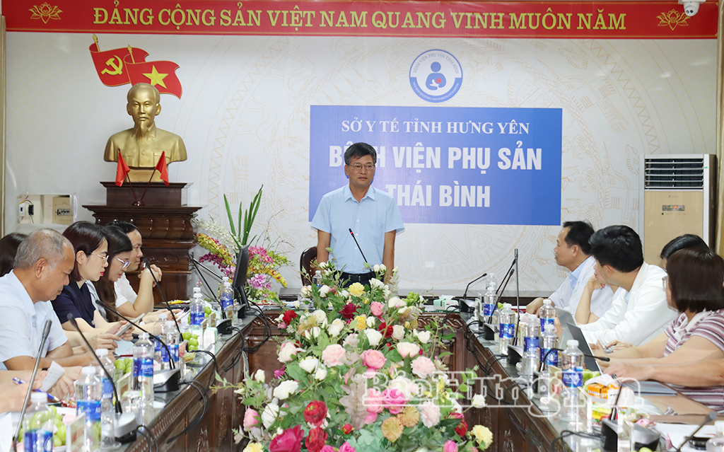 Đồng chí Lê Xuân Tiến, Ủy viên Ban Thường vụ Tỉnh ủy, Phó Chủ tịch Thường trực HĐND tỉnh phát biểu tại buổi giám sát.