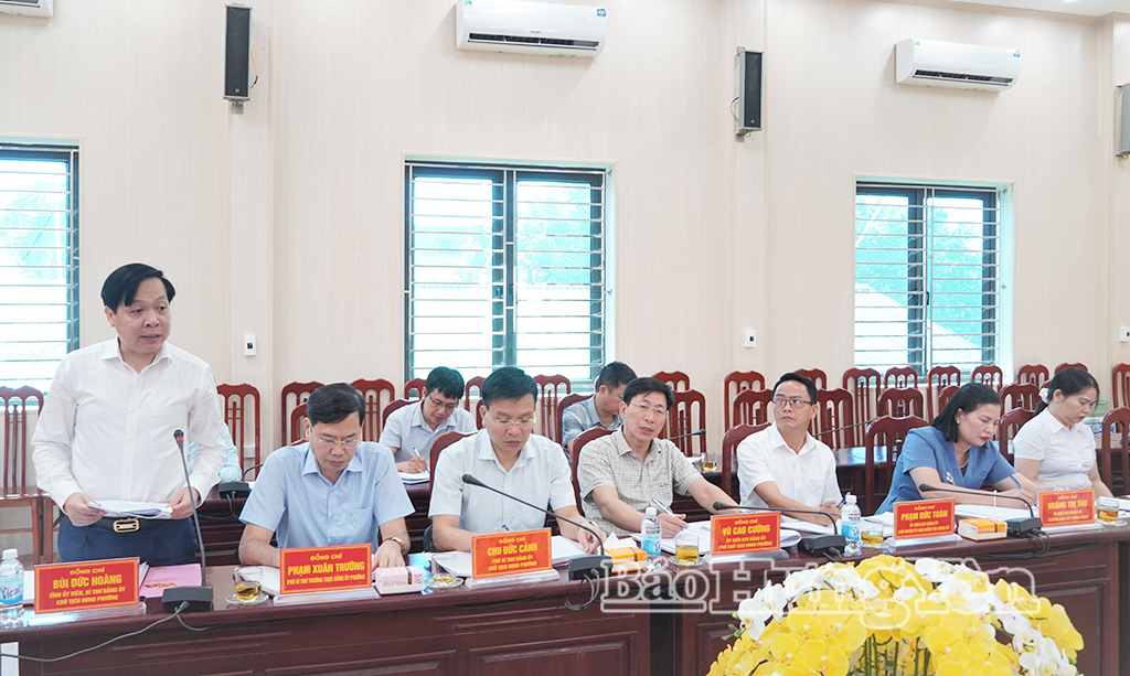 Lãnh đạo phường Trần Lãm phát biểu tại buổi làm việc.