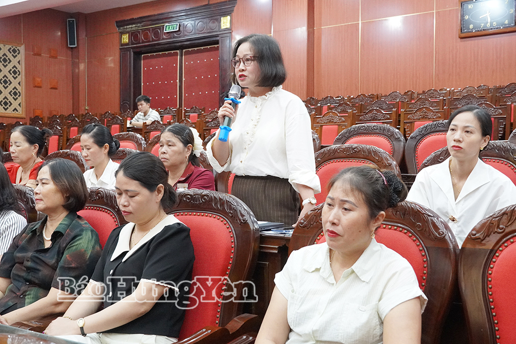 Cử tri xã Thái Thụy kiến nghị bổ sung biên chế giáo viên và bố trí kinh phí chi trả chế độ dạy vượt giờ.