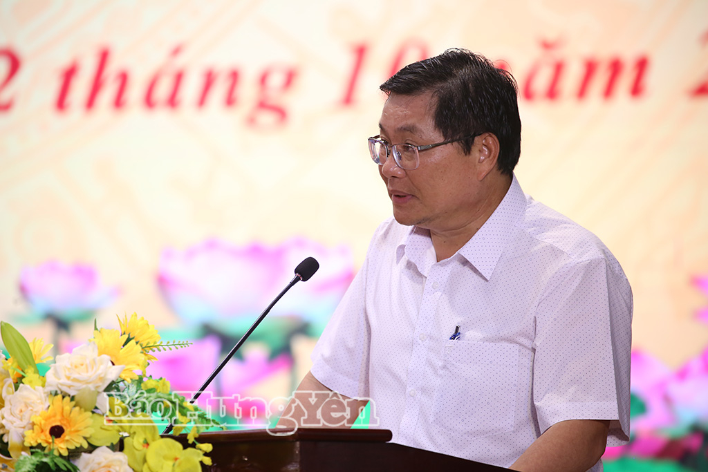 Đại diện lãnh đạo Sở Tài chính giải đáp kiến nghị của Nhân dân thuộc thẩm quyền.