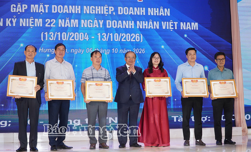 Các tập thể, cá nhân được nhận Bằng khen của Hiệp hội Doanh nghiệp nhỏ và vừa Việt Nam.