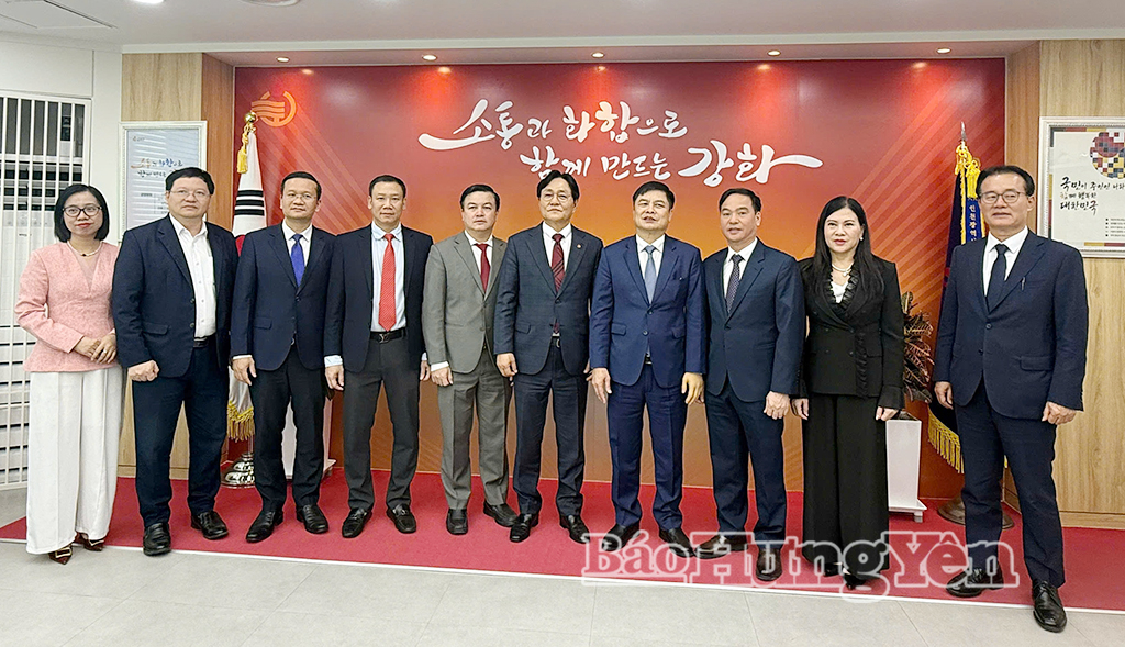 Đoàn công tác của tỉnh thăm và làm việc với Quận trưởng Ganghwa, thành phố Incheon, Hàn Quốc.