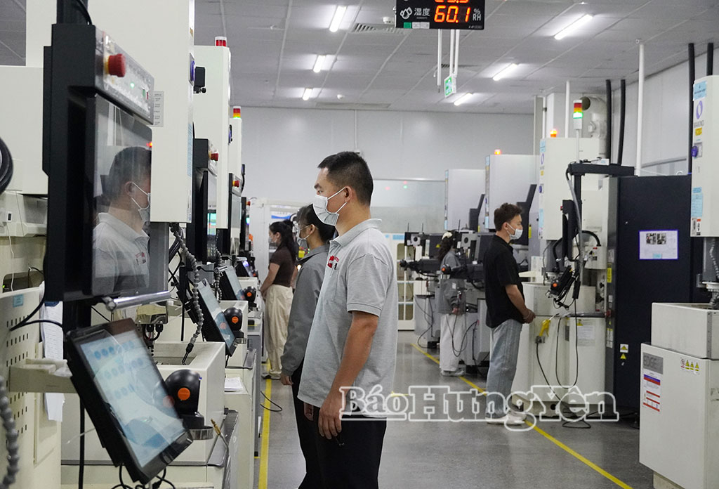 Công ty TNHH Lotes Việt Nam tại Khu công nghiệp Liên Hà Thái đặt mục tiêu doanh thu năm 2026 đạt khoảng 103 triệu USD, tăng khoảng 36% so với năm 2025.