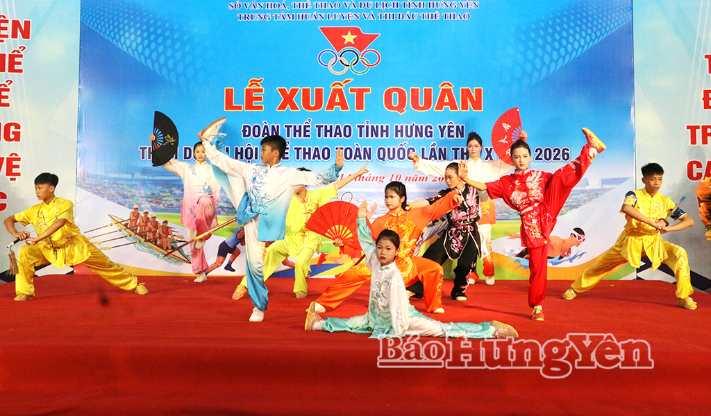 Tiết mục biểu diễn võ thuật tại buổi lễ.