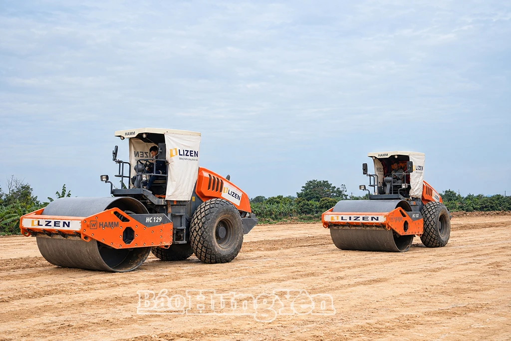 Được thành lập sau khi sắp xếp, tổ chức lại, Ban Quản lý dự án đầu tư xây dựng công trình giao thông tập trung đôn đốc đẩy nhanh tiến độ thi công các công trình, dự án trọng điểm của tỉnh.