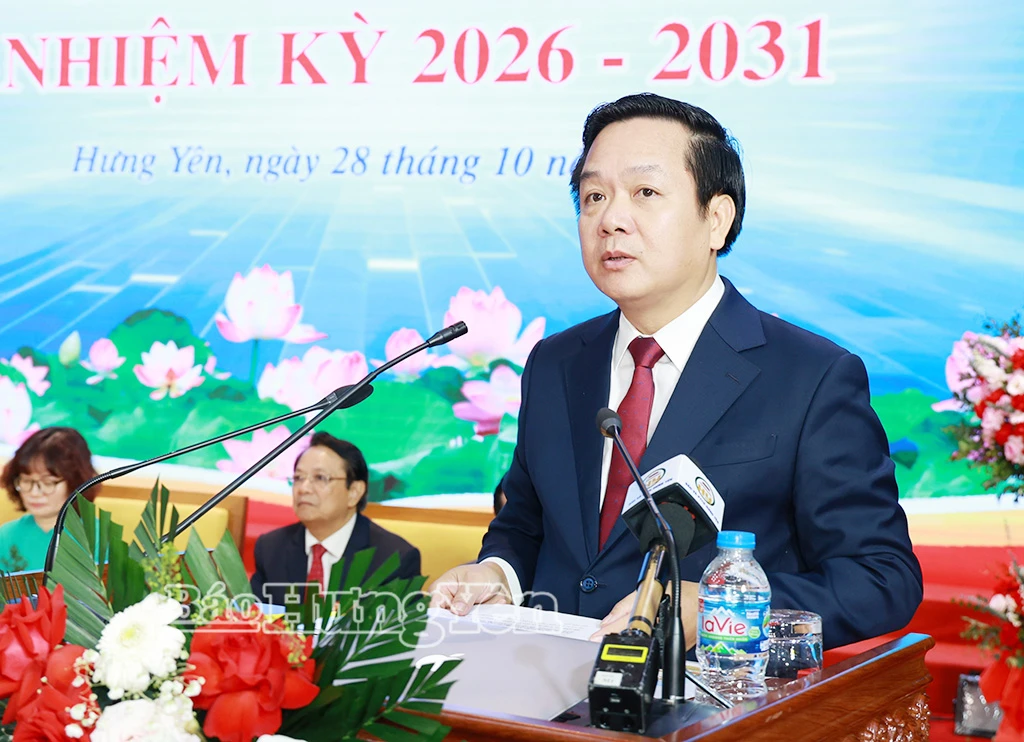 Đồng chí Phạm Quang Ngọc, Ủy viên Ban Chấp hành Trung ương Đảng, Bí thư Tỉnh ủy phát biểu tại Đại hội.
