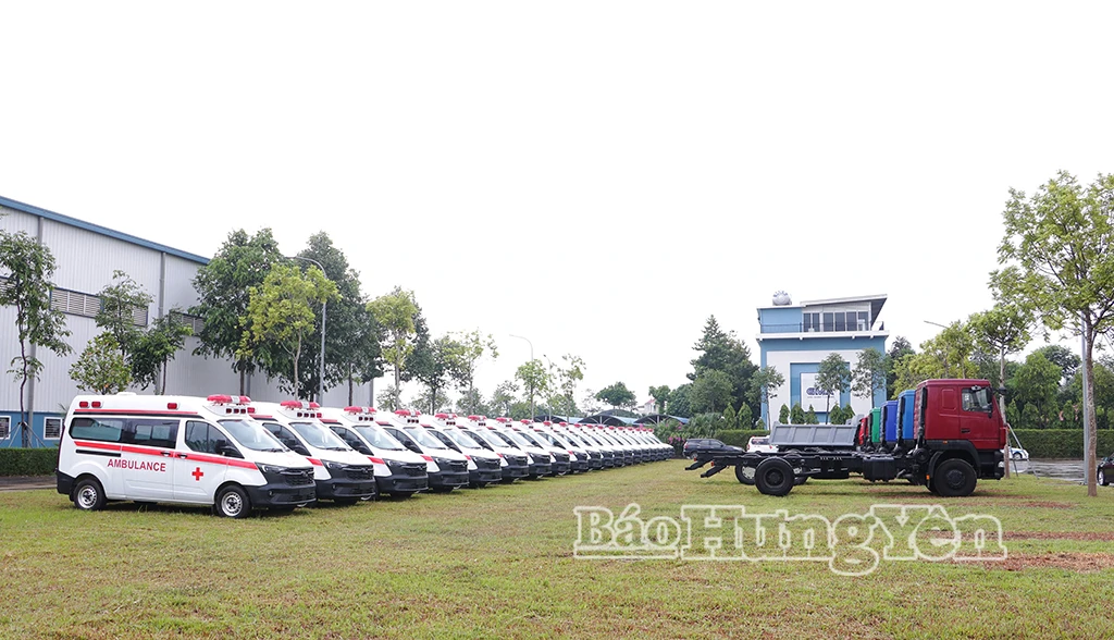 Sản phẩm xe ô tô tải, xe ô tô chuyên dùng của Nhà máy ô tô MAZ (xã Lương Bằng).