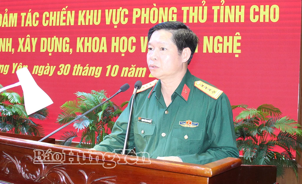 Đại tá Trịnh Hồng Phong, Ủy viên Ban Thường vụ Tỉnh ủy, Chỉ huy trưởng Bộ CHQS tỉnh, Phó Trưởng ban Thường trực Ban Tổ chức diễn tập tỉnh phát biểu bế mạc diễn tập.
